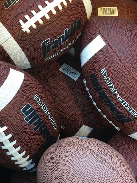 谁将脱颖而 谁将脱颖而